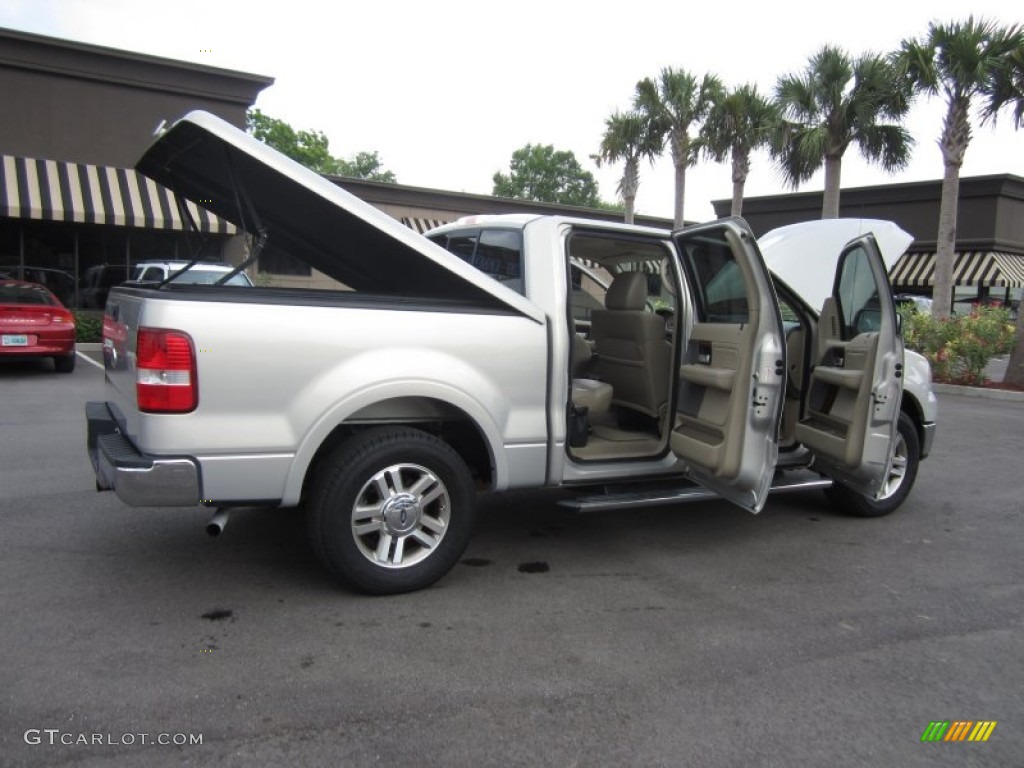 2006 F150 Lariat SuperCrew - Silver Metallic / Tan photo #21
