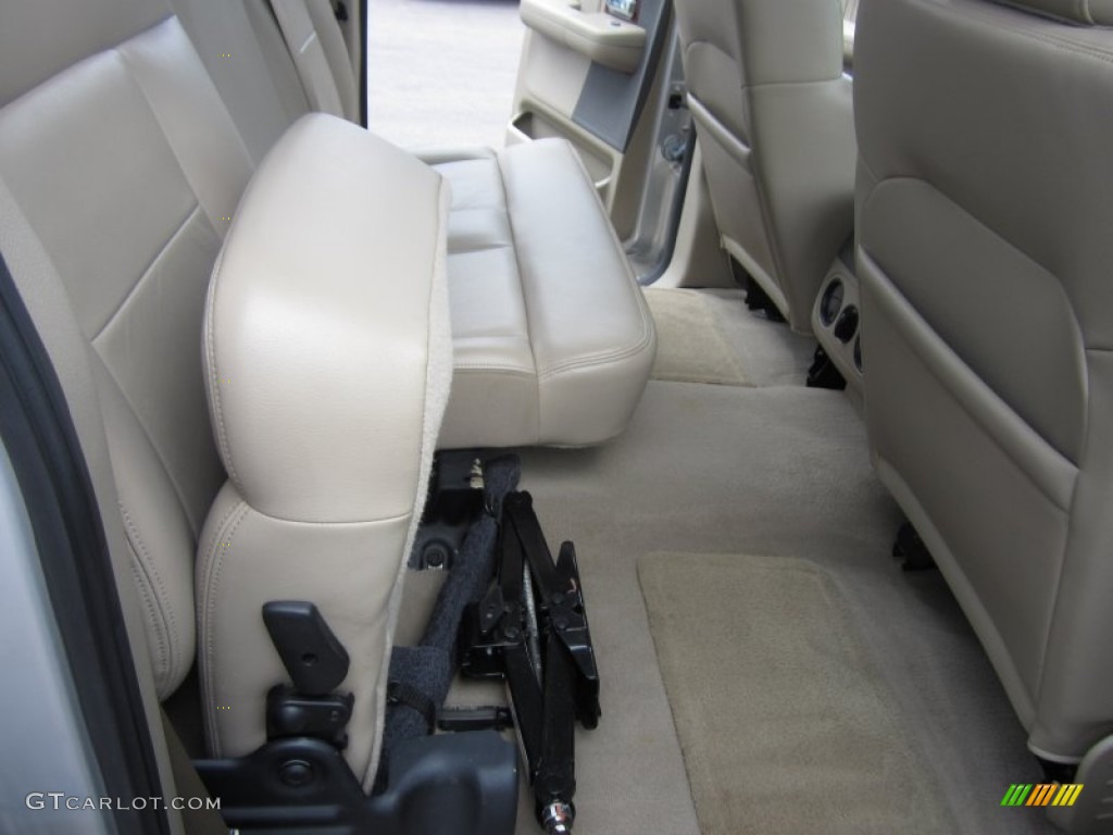 2006 F150 Lariat SuperCrew - Silver Metallic / Tan photo #31