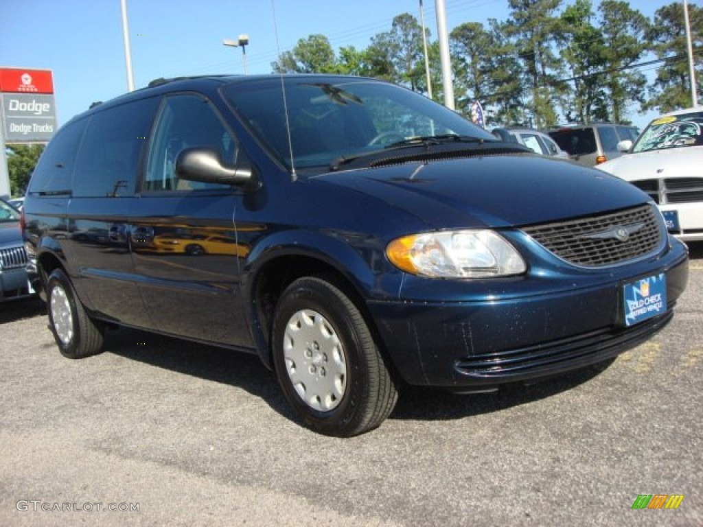 2003 Town & Country LX - Midnight Blue Pearl / Navy Blue photo #6