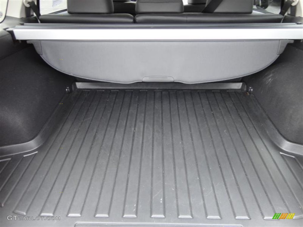 2011 Subaru Outback 2.5i Limited Wagon Trunk Photo #64951984