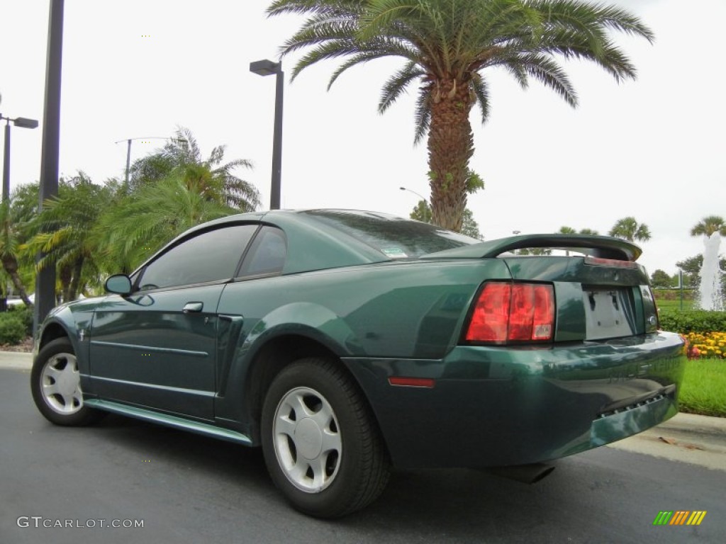 2000 Mustang V6 Coupe - Amazon Green Metallic / Medium Parchment photo #8