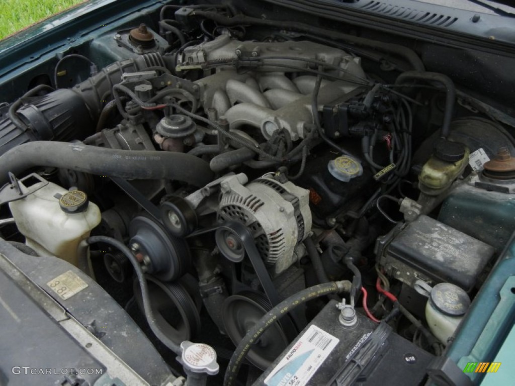 2000 Mustang V6 Coupe - Amazon Green Metallic / Medium Parchment photo #23