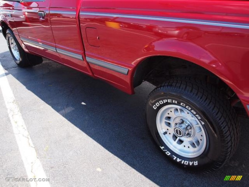 1994 Ranger XLT Extended Cab - Electric Currant Red Metallic / Grey photo #4