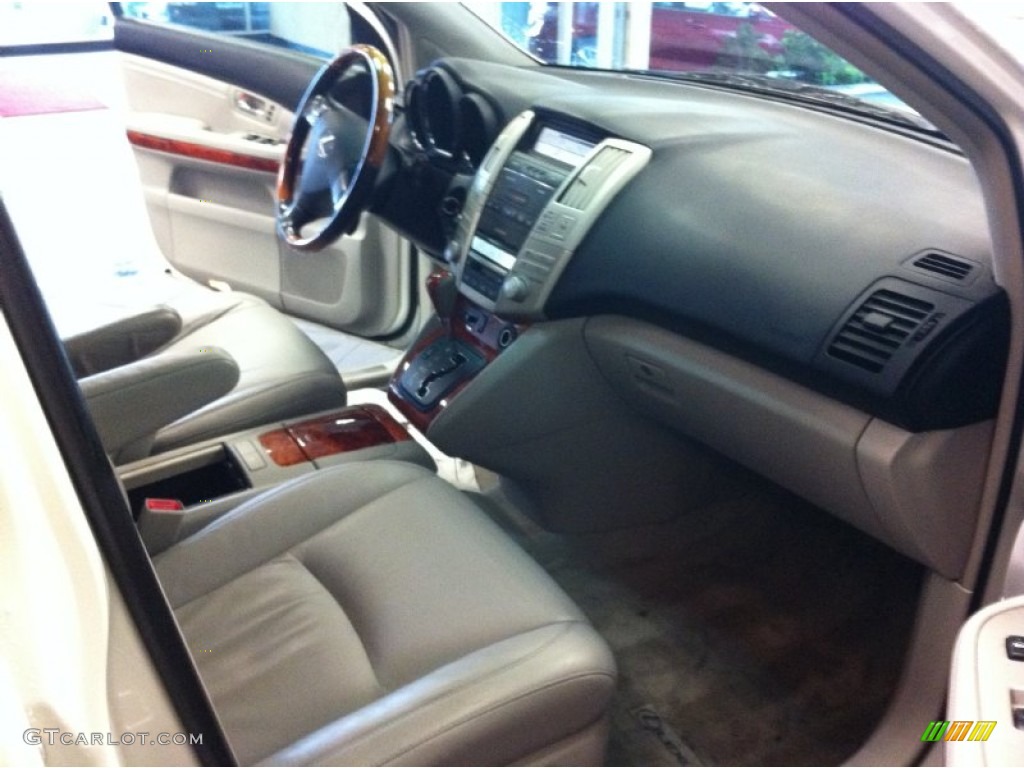 2004 RX 330 AWD - Crystal White Pearl / Light Gray photo #7