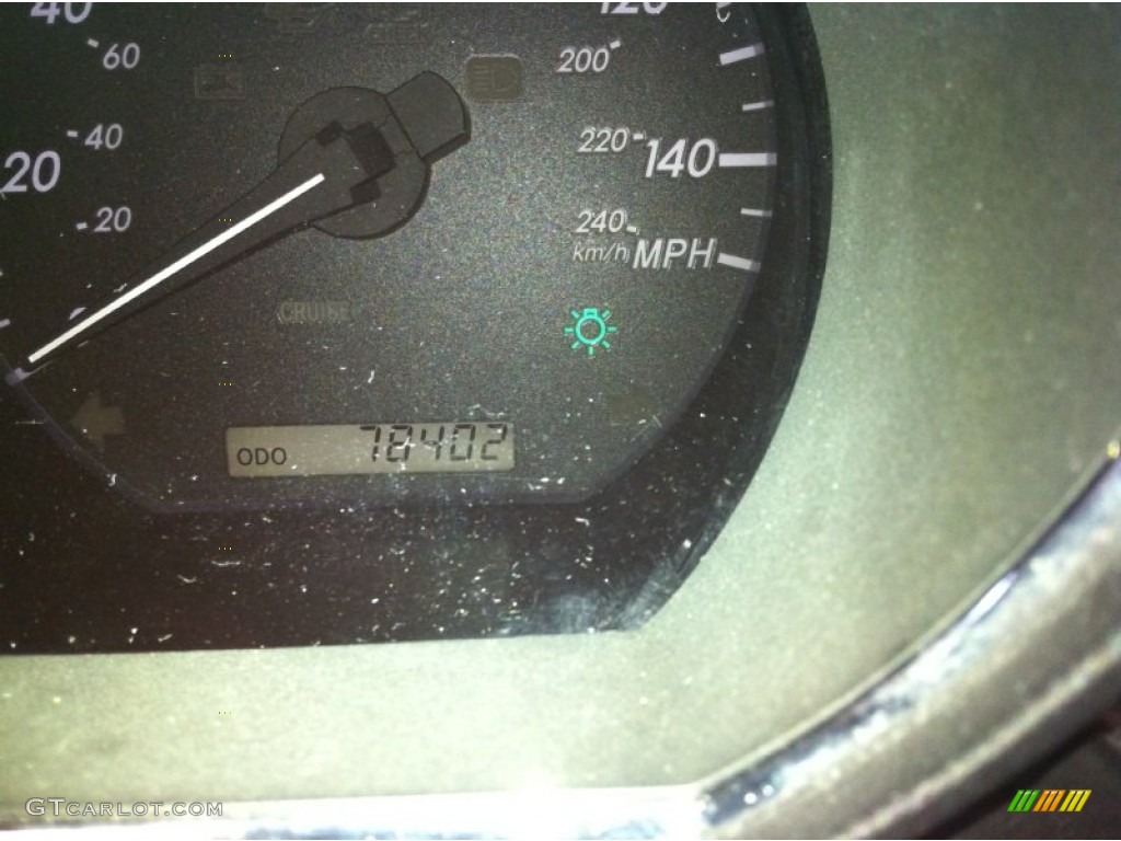 2004 RX 330 AWD - Crystal White Pearl / Light Gray photo #10