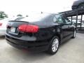 Black - Jetta SE Sedan Photo No. 2