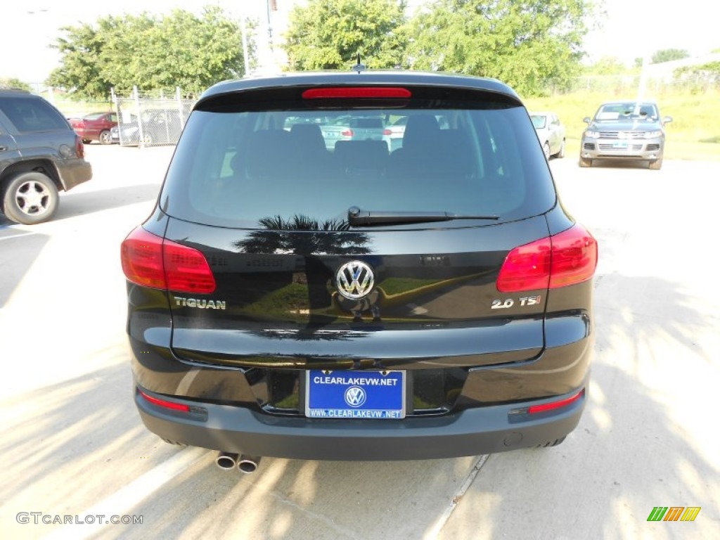 2012 Tiguan S - Deep Black Metallic / Black photo #6