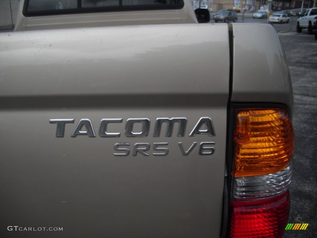 2003 Toyota Tacoma V6 TRD Xtracab 4x4 Marks and Logos Photos
