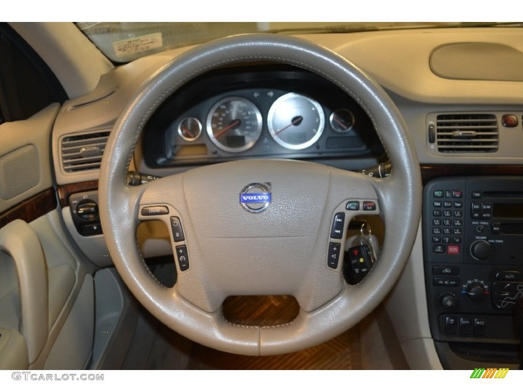 2004 Volvo S80 T6 Graphite Steering Wheel Photo #64967998