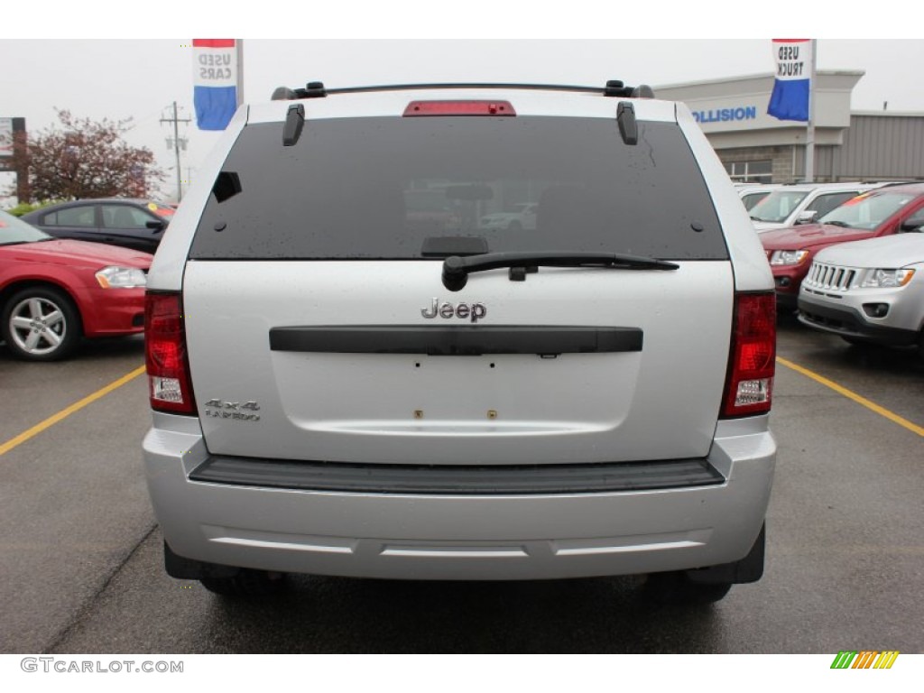 2008 Grand Cherokee Laredo 4x4 - Bright Silver Metallic / Dark Slate Gray photo #15