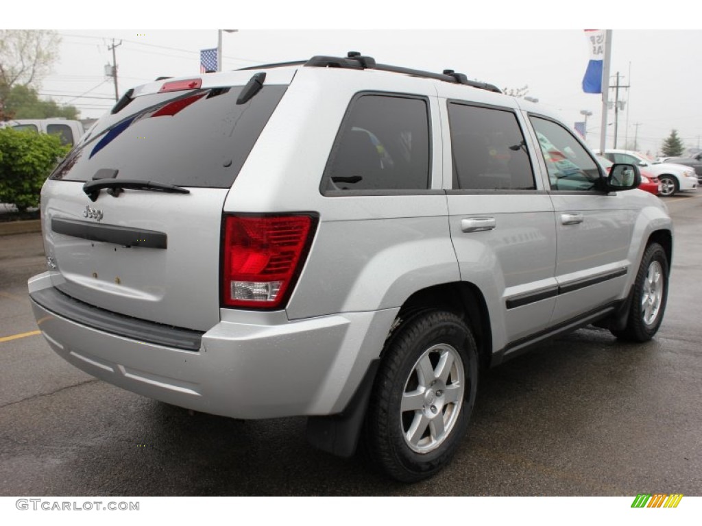 2008 Grand Cherokee Laredo 4x4 - Bright Silver Metallic / Dark Slate Gray photo #16