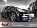 Black - Panamera V6 Photo No. 1