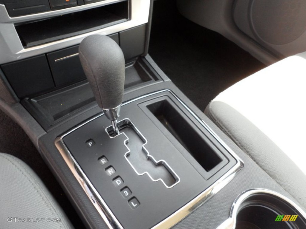 2009 Dodge Charger SE 4 Speed Automatic Transmission Photo #64971988