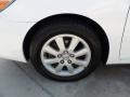 Super White - Camry XLE Photo No. 10