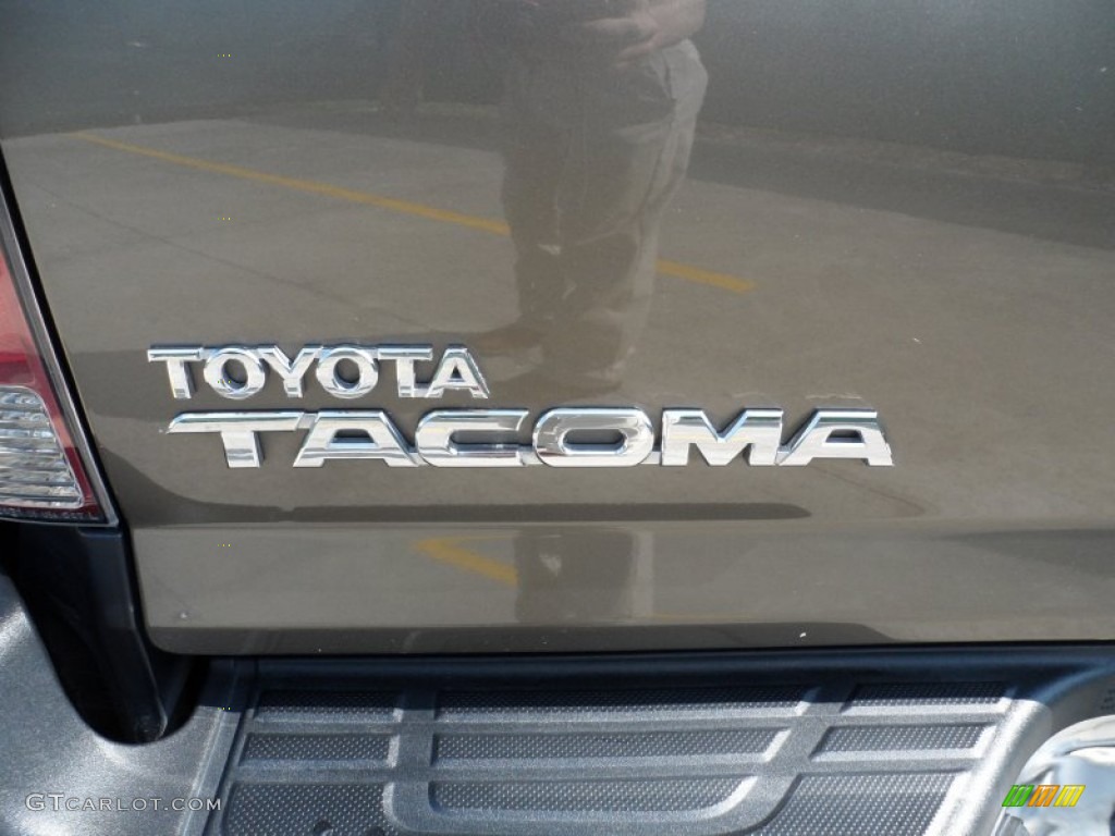 2010 Toyota Tacoma V6 PreRunner Double Cab Marks and Logos Photos