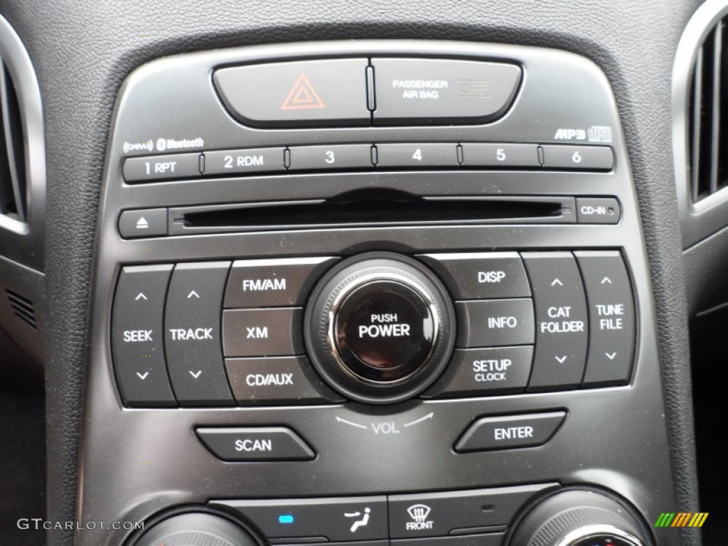 2012 Hyundai Genesis Coupe 2.0T Audio System Photos