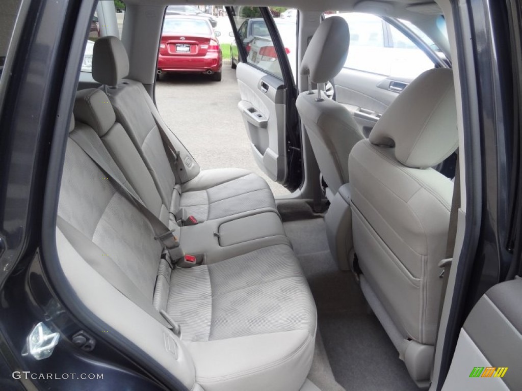 2009 Forester 2.5 X Premium - Dark Gray Metallic / Platinum photo #16