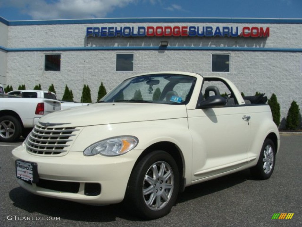 2007 PT Cruiser Convertible - Cool Vanilla White / Pastel Slate Gray photo #1