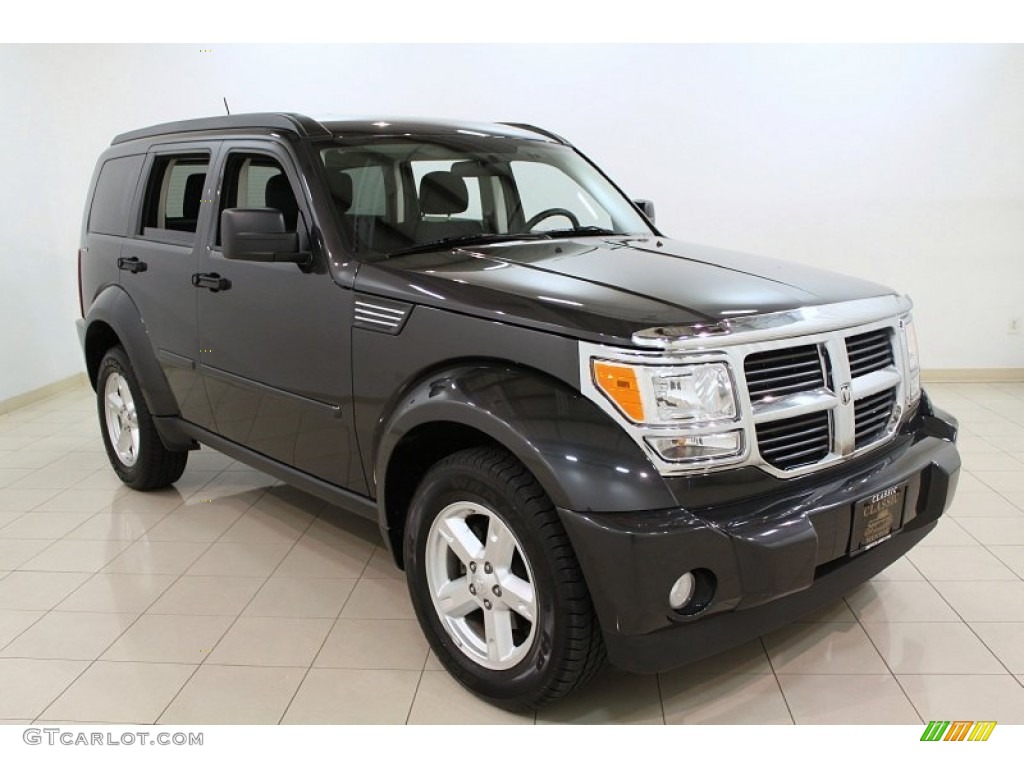 2010 Nitro SE 4x4 - Dark Charcoal Pearl / Dark Slate Gray photo #1