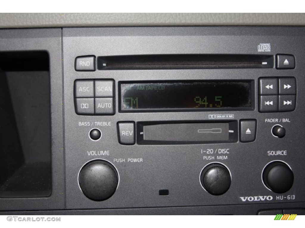 2003 Volvo S60 2.4 Audio System Photo #64987628