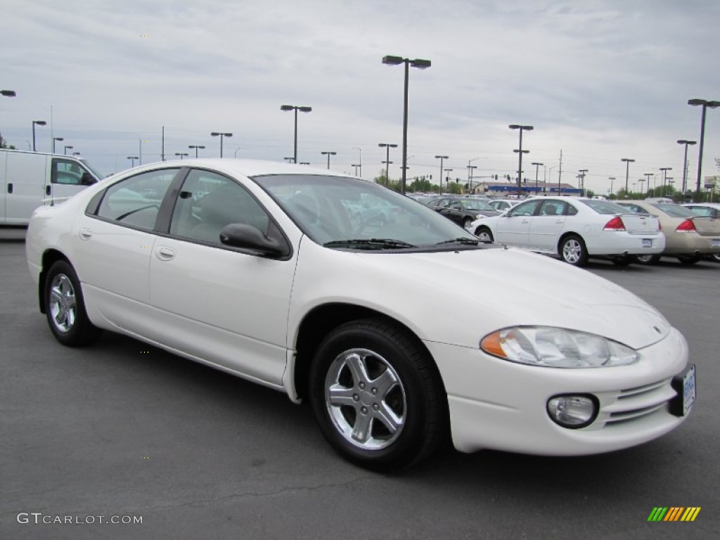 2003 Intrepid SXT - Stone White / Sandstone photo #1