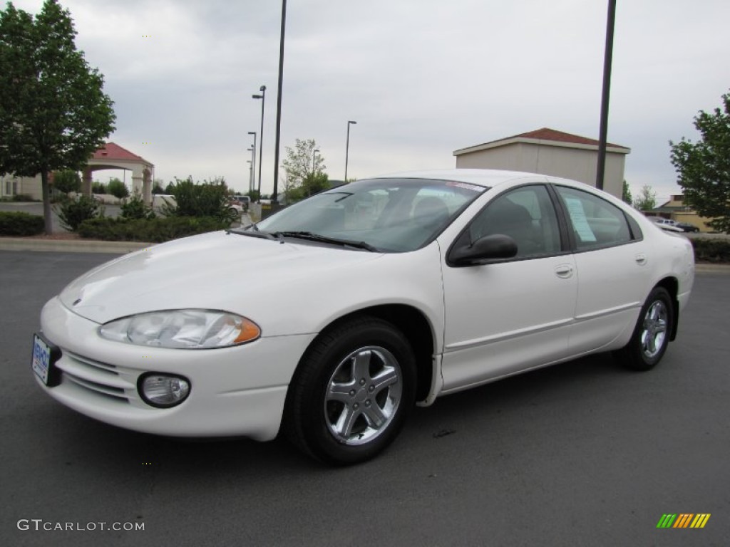 2003 Intrepid SXT - Stone White / Sandstone photo #3