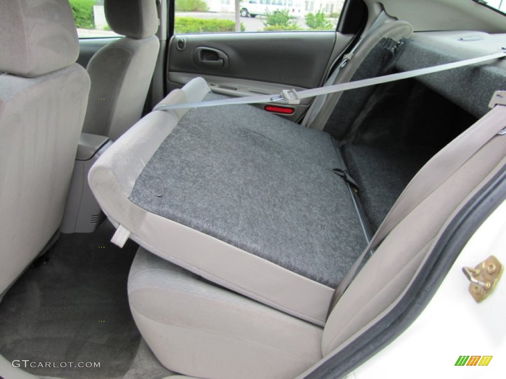 2003 Intrepid SXT - Stone White / Sandstone photo #27