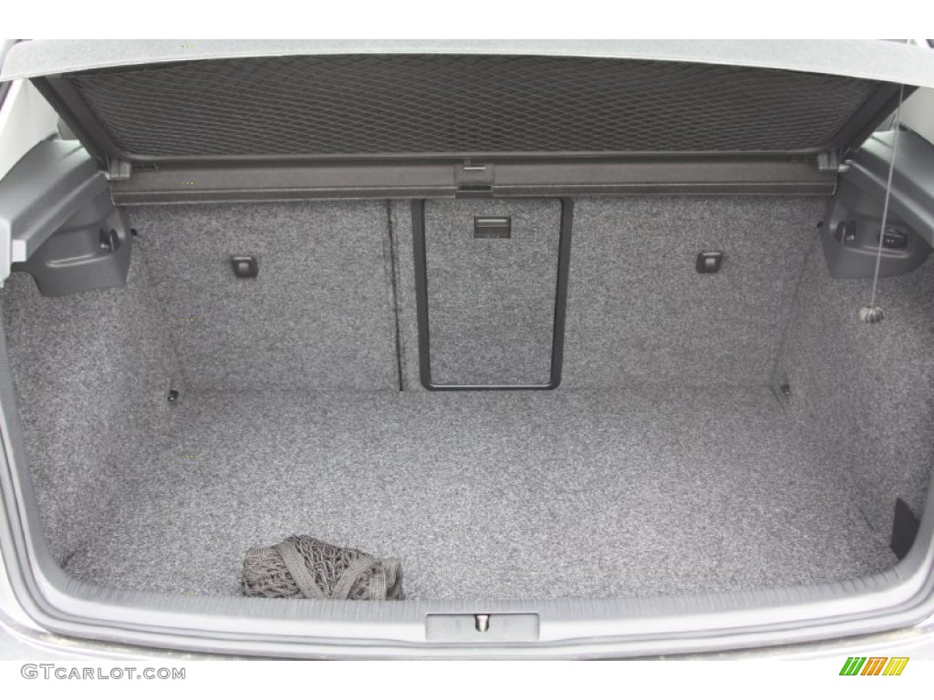 2012 Volkswagen Golf 2 Door Trunk Photos
