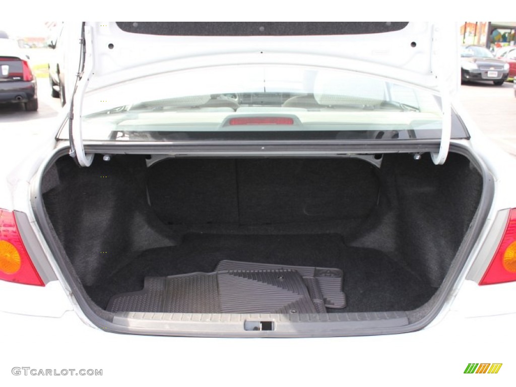 2003 Corolla LE - Super White / Light Gray photo #9