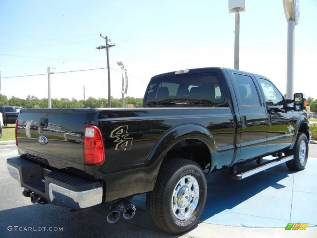 2012 F250 Super Duty XLT Crew Cab 4x4 - Tuxedo Black Metallic / Adobe photo #3