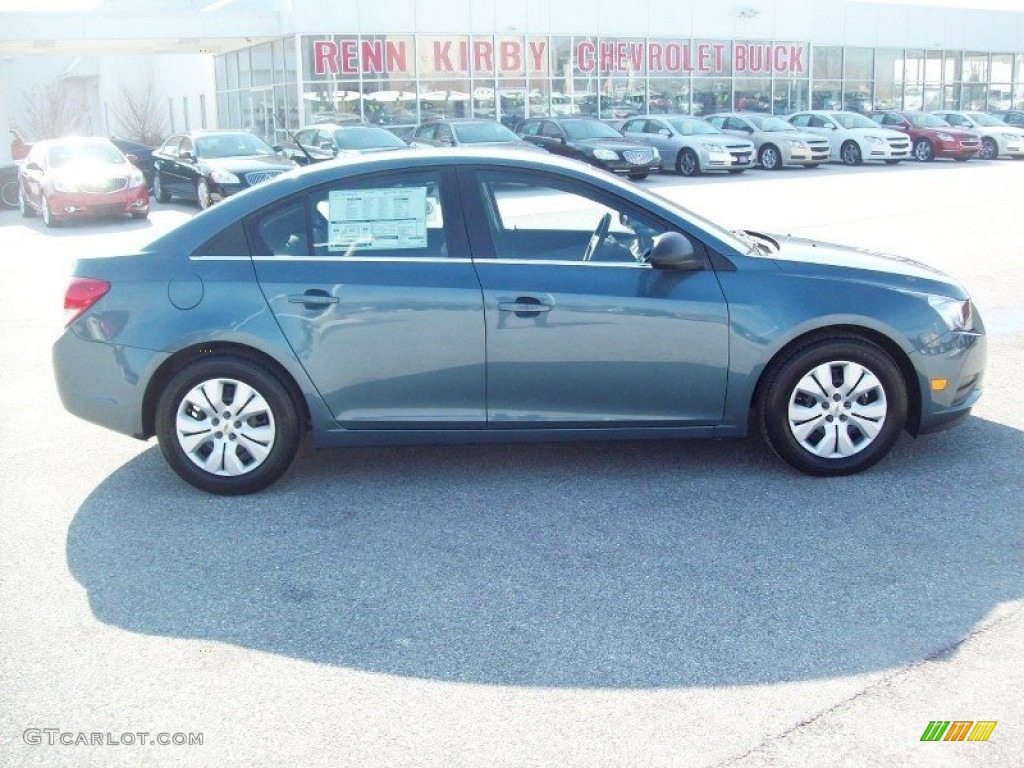 2012 Cruze LS - Blue Granite Metallic / Jet Black/Medium Titanium photo #3