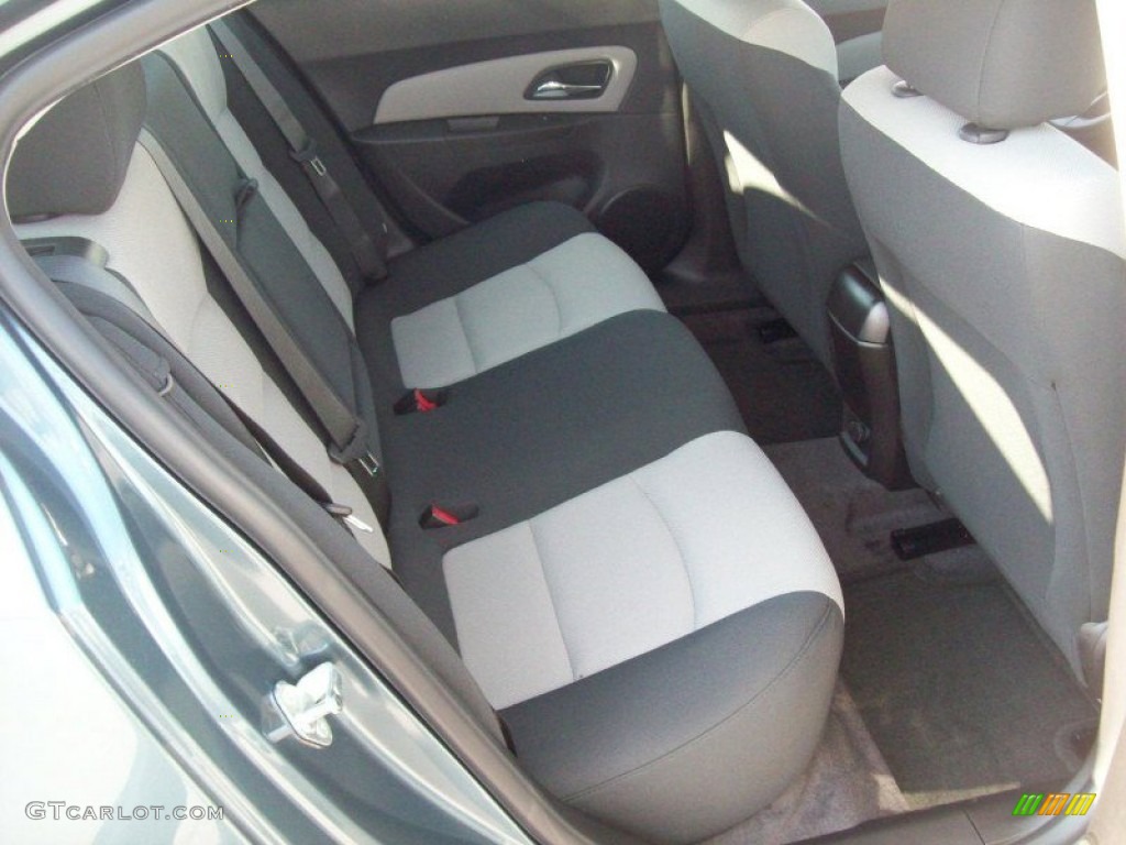 2012 Cruze LS - Blue Granite Metallic / Jet Black/Medium Titanium photo #22