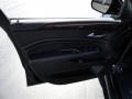 Black Raven - SRX Luxury AWD Photo No. 16