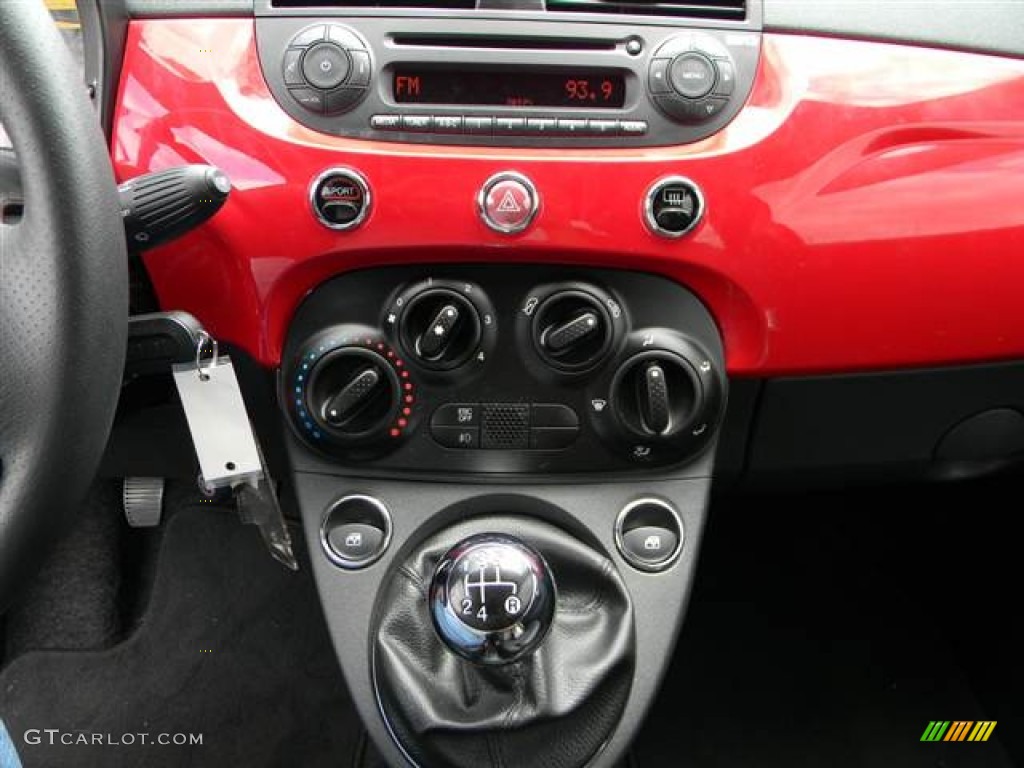 2012 Fiat 500 Sport Controls Photo #64998406