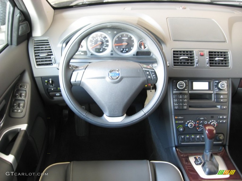 2013 Volvo XC90 3.2 AWD Off Black Dashboard Photo #65000147