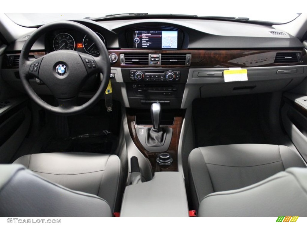 2011 3 Series 328i xDrive Sedan - Black Sapphire Metallic / Gray Dakota Leather photo #2