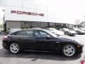 Black - Panamera 4 Photo No. 7
