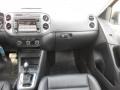 Deep Black Metallic - Tiguan SE Photo No. 20