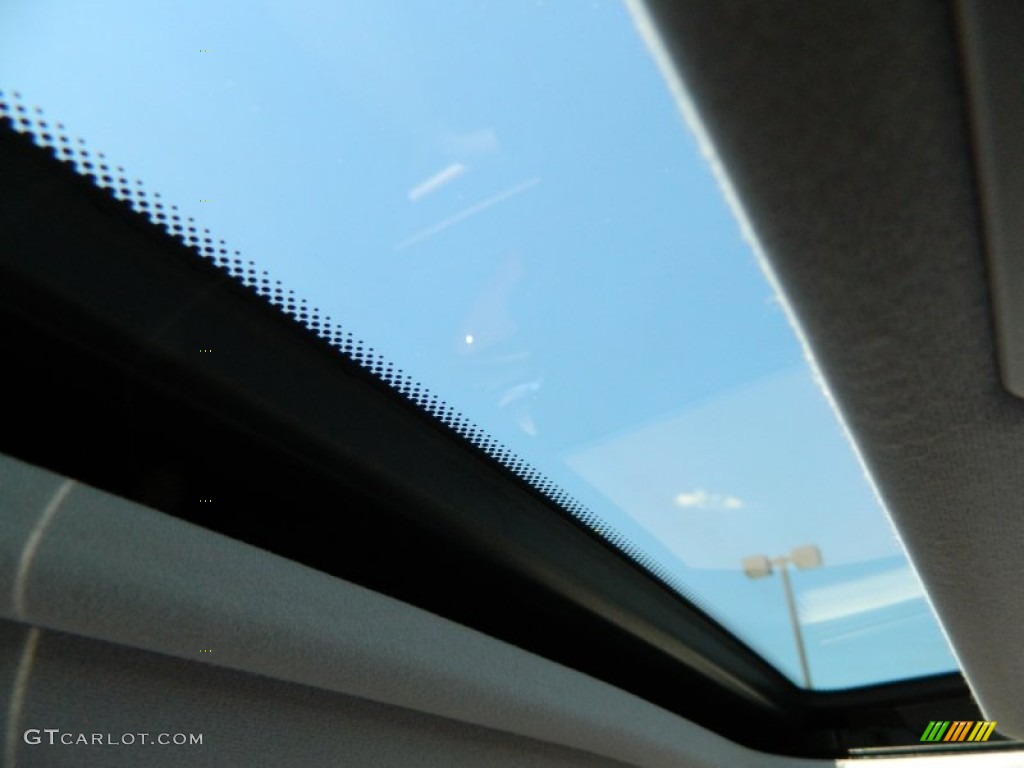 2006 3 Series 330i Coupe - Jet Black / Black photo #16
