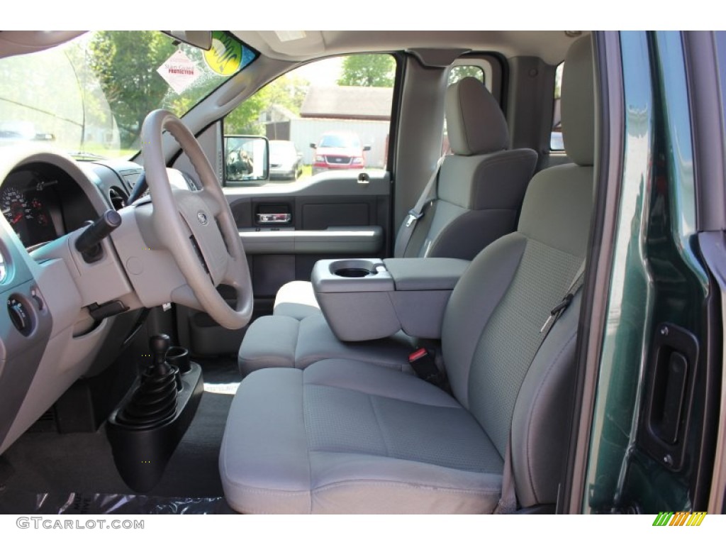 Medium Flint Interior 2007 Ford F150 XL Regular Cab 4x4 Photo #65028828