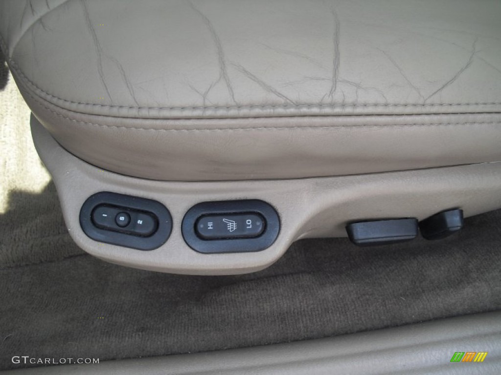 2002 300 M Sedan - Graphite Metallic / Sandstone photo #103