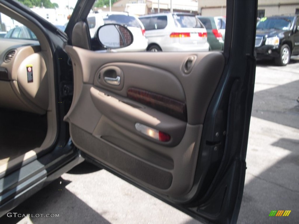 2002 300 M Sedan - Graphite Metallic / Sandstone photo #144