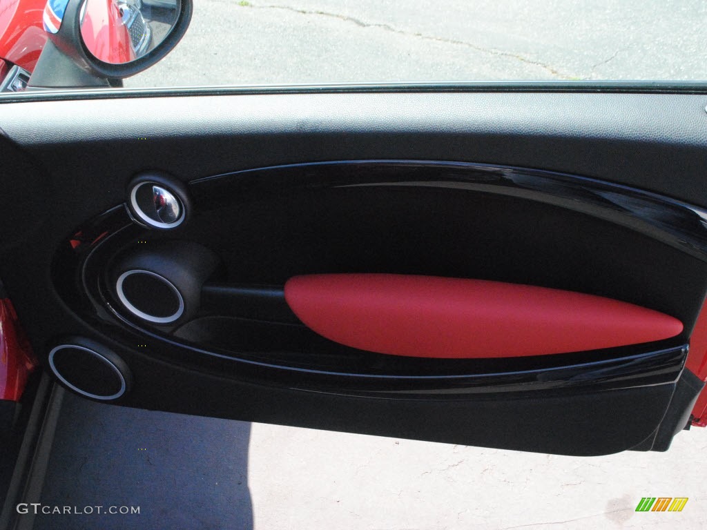 2009 Cooper S Clubman - Chili Red / Black/Rooster Red photo #5