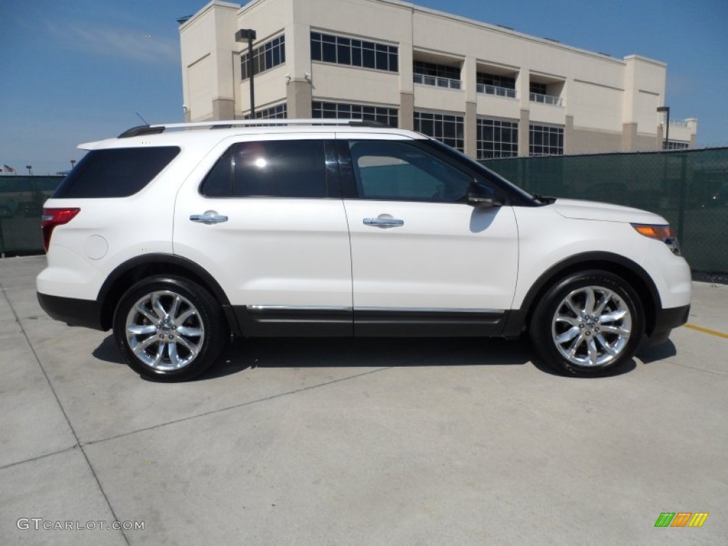 2011 Explorer XLT - White Platinum Tri-Coat / Charcoal Black photo #2