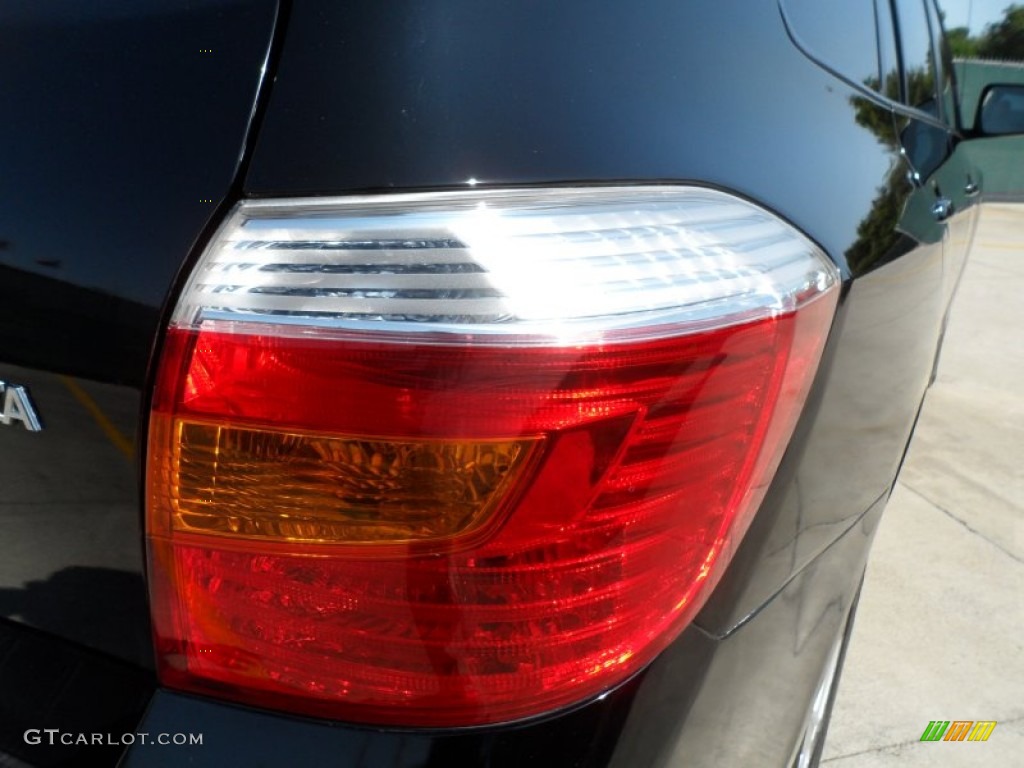 2009 Highlander V6 - Black / Sand Beige photo #15