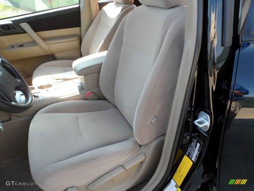 2009 Highlander V6 - Black / Sand Beige photo #30