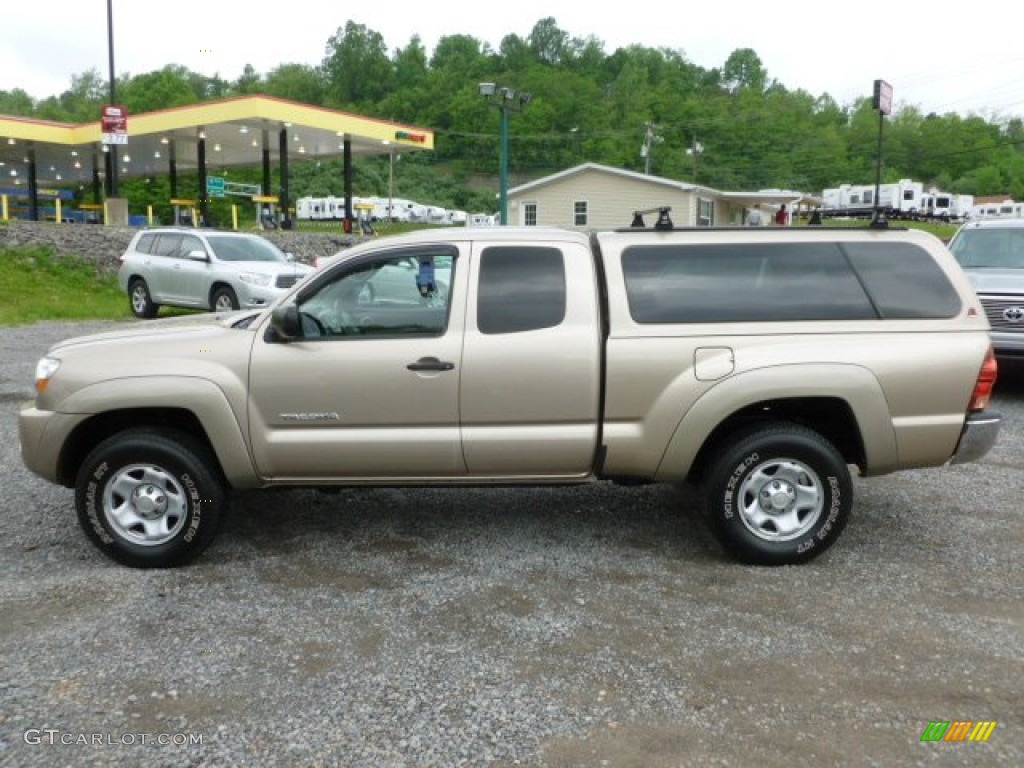 2007 Tacoma V6 Access Cab 4x4 - Desert Sand Mica / Taupe photo #4