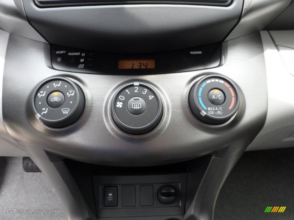 2012 Toyota RAV4 I4 Controls Photo #65037053