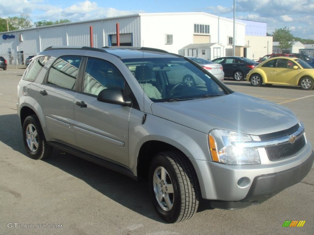 Galaxy Silver Metallic Chevrolet Equinox