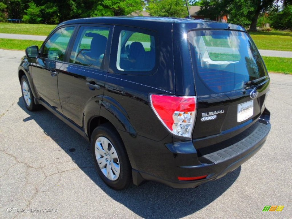 2009 Forester 2.5 X - Obsidian Black Pearl / Black photo #5